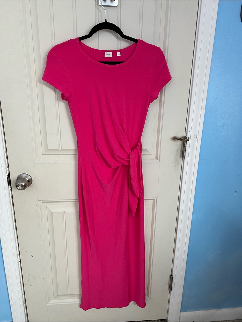 Wilfred Bright Fuchsia Tie-Waist Maxi Dress